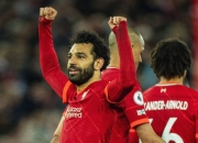 开云体育下载-瓦伦蒂亚全面击败对手，霸占榜首