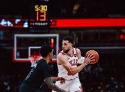 开云体育app-关于公牛新引援表现亮眼，助球队突围的信息