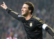 开云体育直播-米切尔末节狂飙定乾坤，热火窒息防守强行终结浙江队不败金身