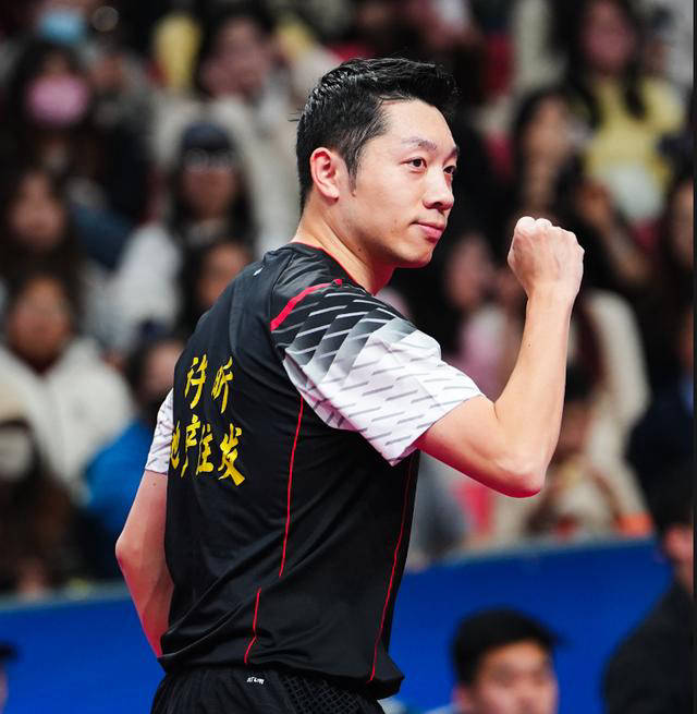 中国乒乓球队逆转英国乒乓球队，许昕打破历史纪录