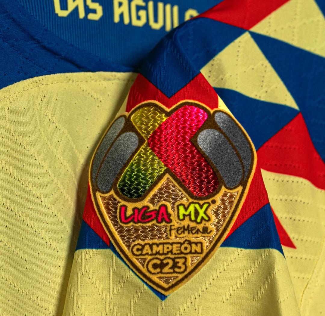 墨西哥女足在比赛中取得胜利晋级