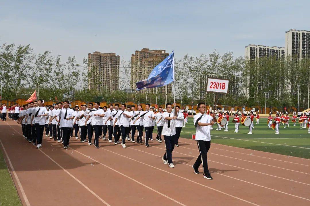 运动激情迸发，球队一鼓作气取胜的简单介绍