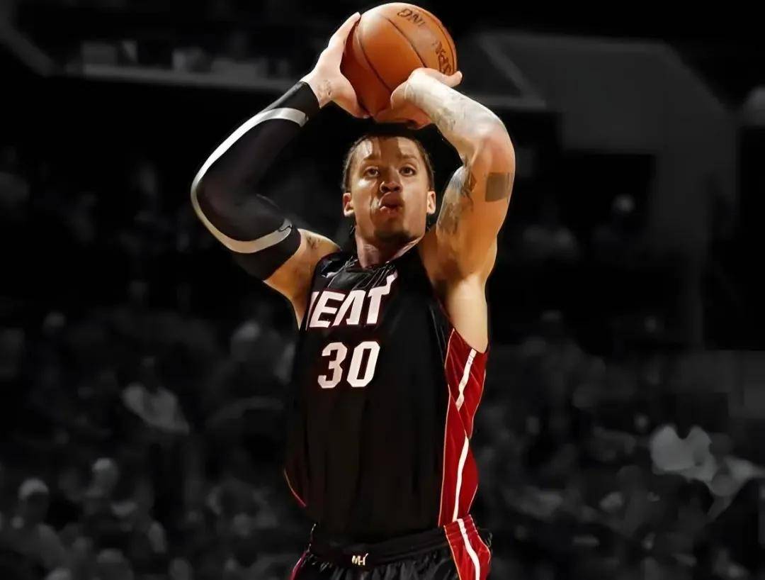 热火队新秀表现亮眼，备受赞誉成为球迷新宠的简单介绍