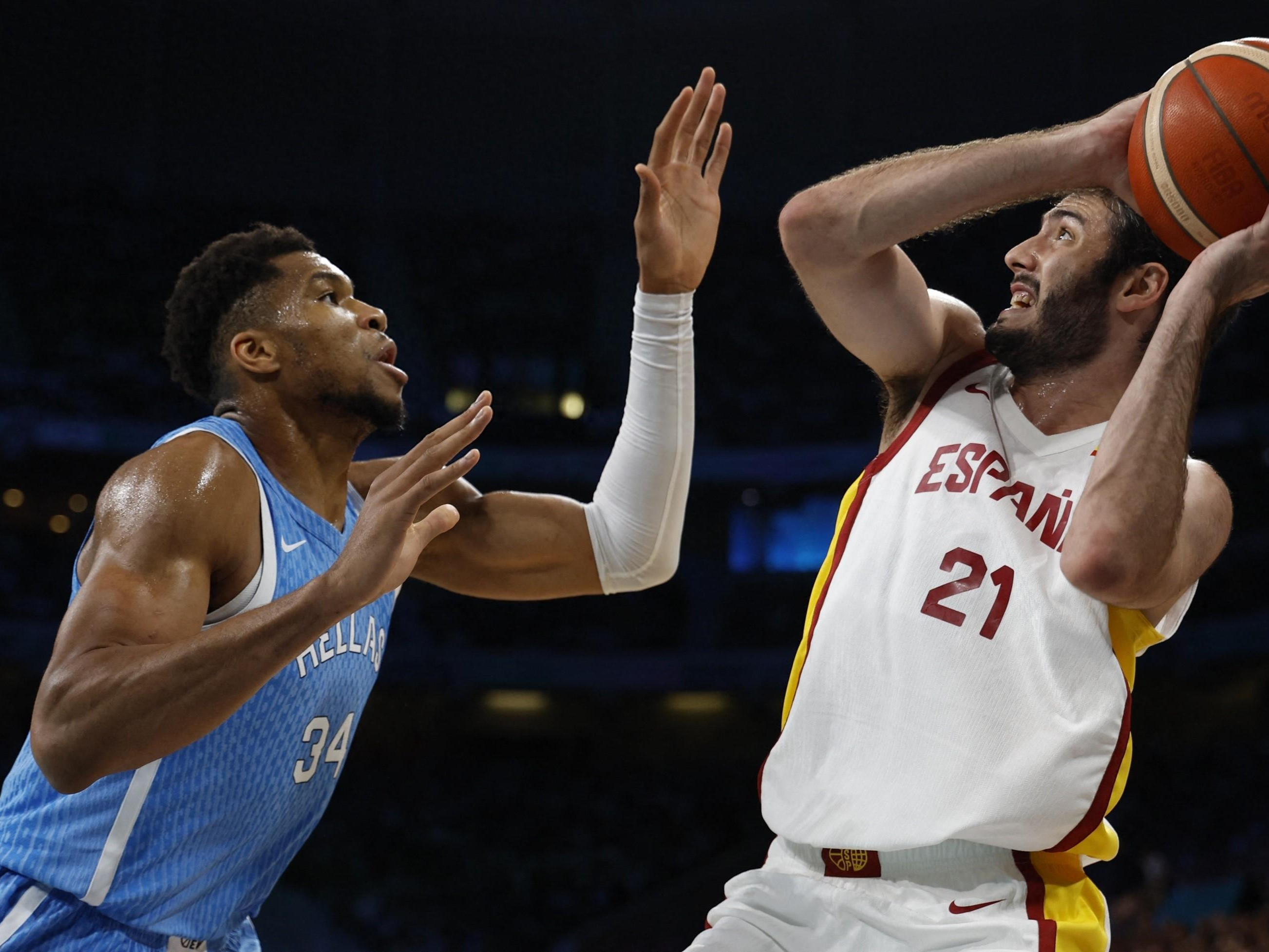 包含西班牙对希腊，谁能赢得这场激烈的交锋？的词条