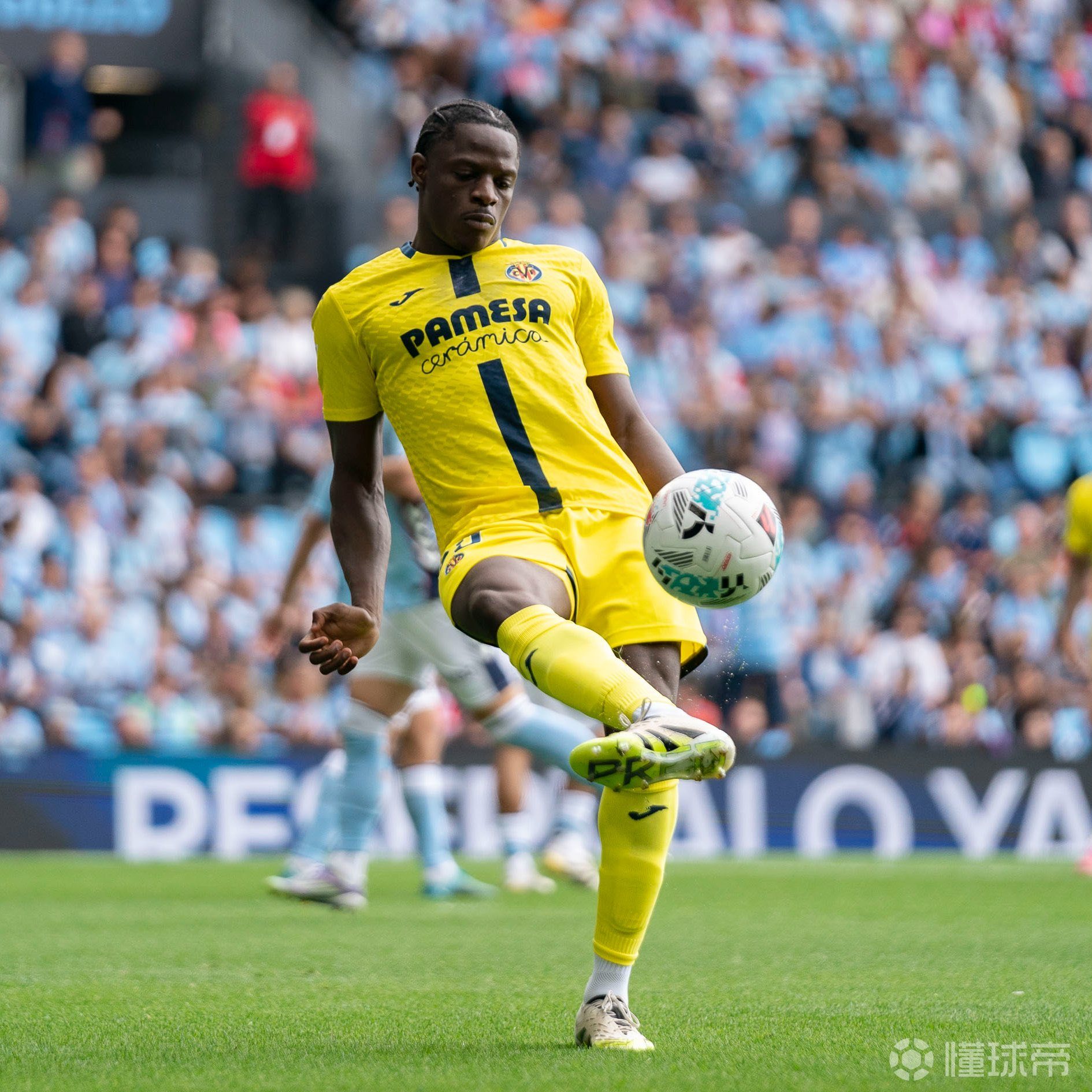 比利亚雷亚尔客场大胜取得重要胜利