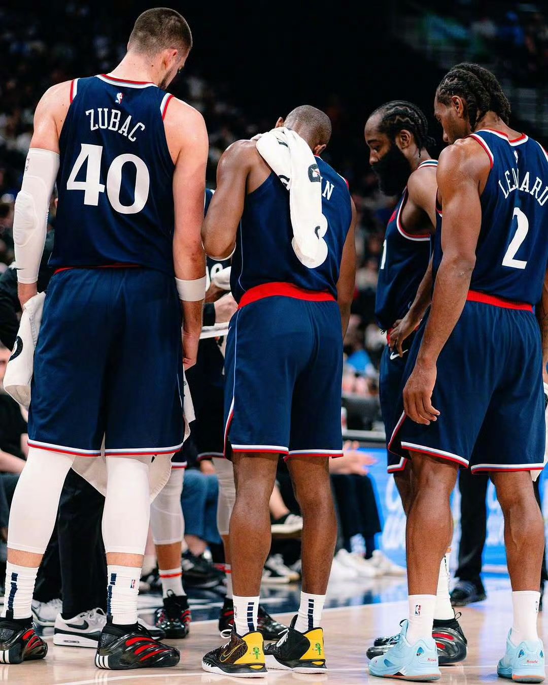 快船队凭借决胜时刻绝杀，险胜猛龙队的简单介绍