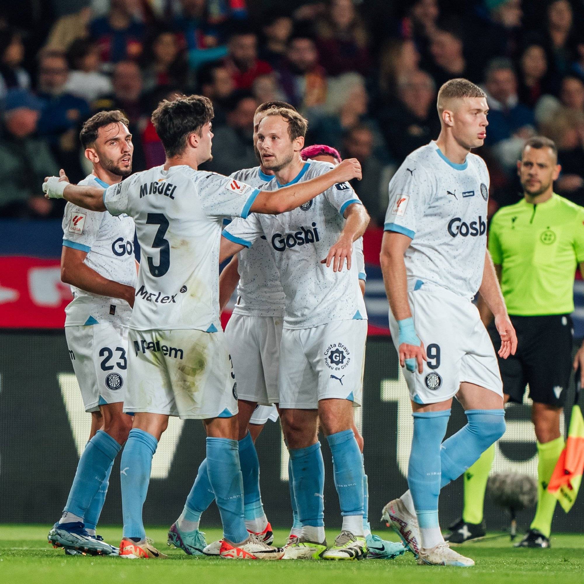 包含赫罗纳连遇失利，保级压力攀升的词条