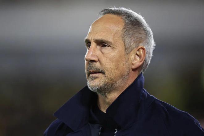 包含摩纳哥主教练发表对于球队未来比赛的看法的词条