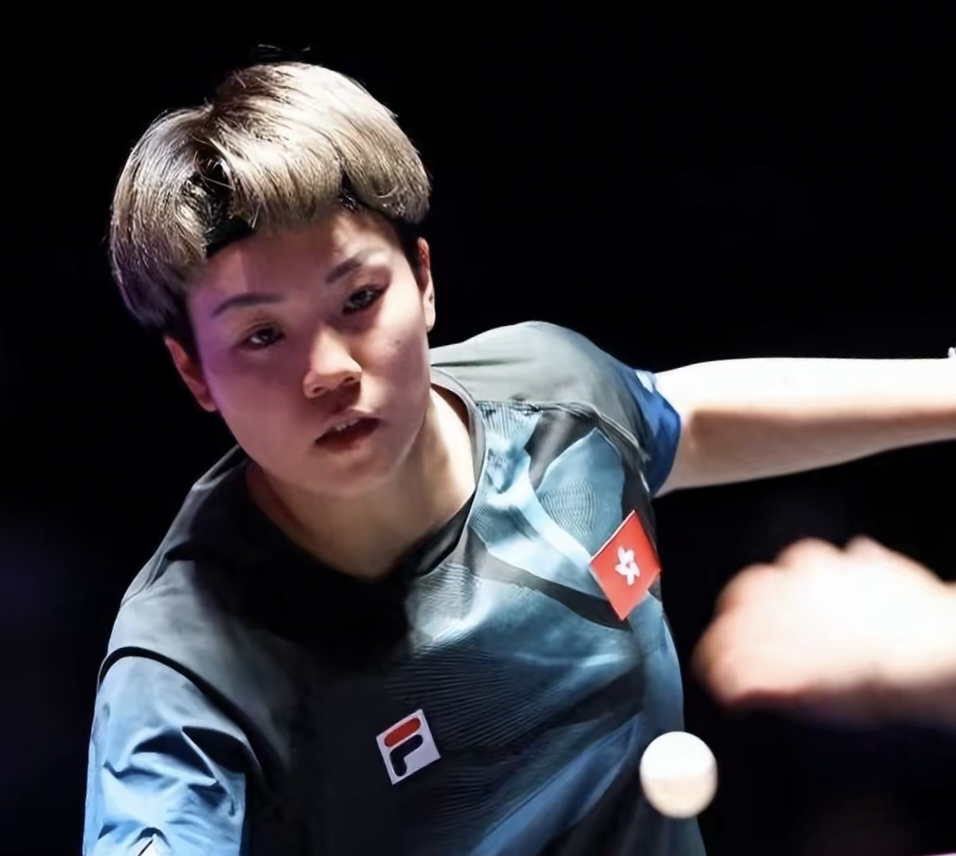 包含日本乒乓球队险胜德国乒乓球队，奥恰洛夫送出助攻的词条