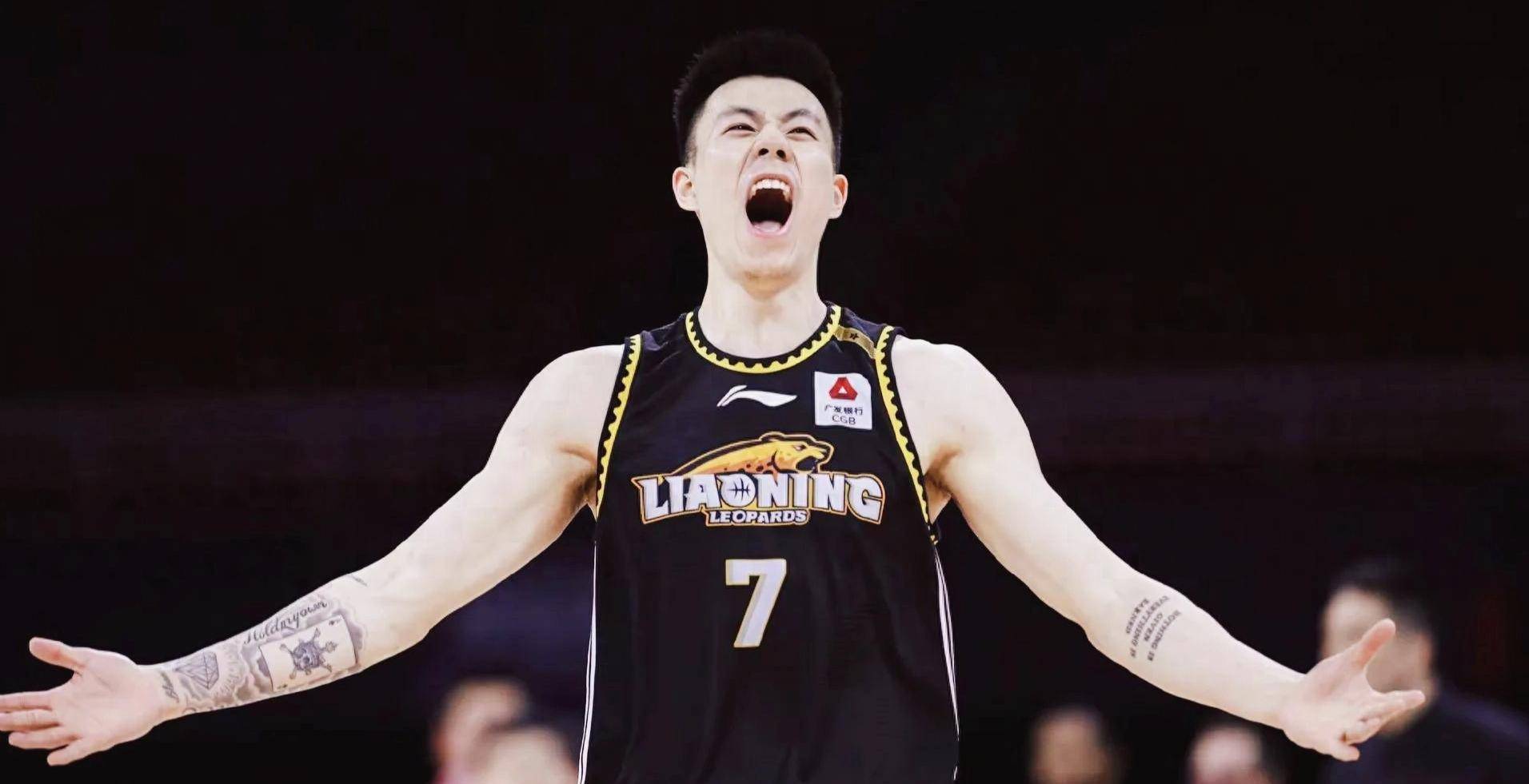 广州队轻取辽宁队，张镇麟惊艳四座